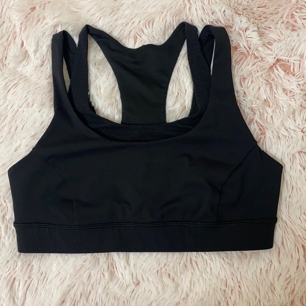 Lululemon sports bra size 8